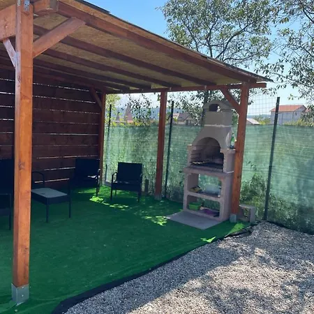Cabana Tip A La 300 M De Castel Hunedoara Exterior photo